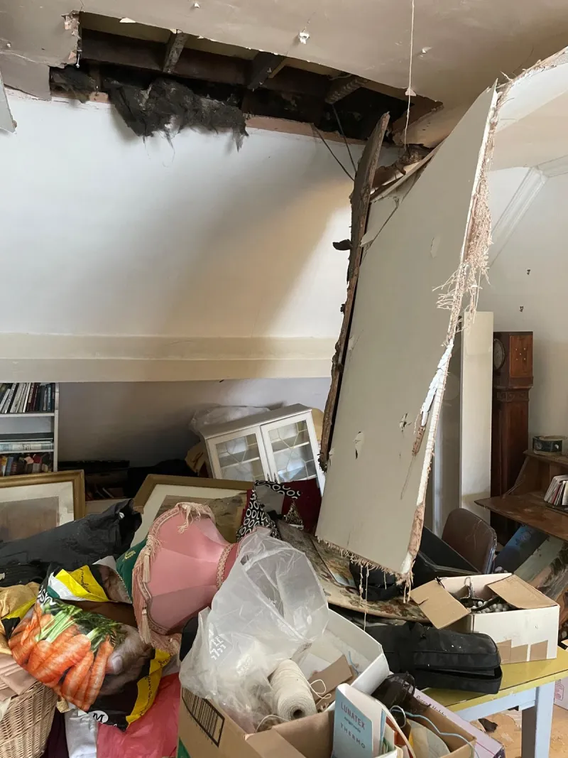 House clearance in Diggle