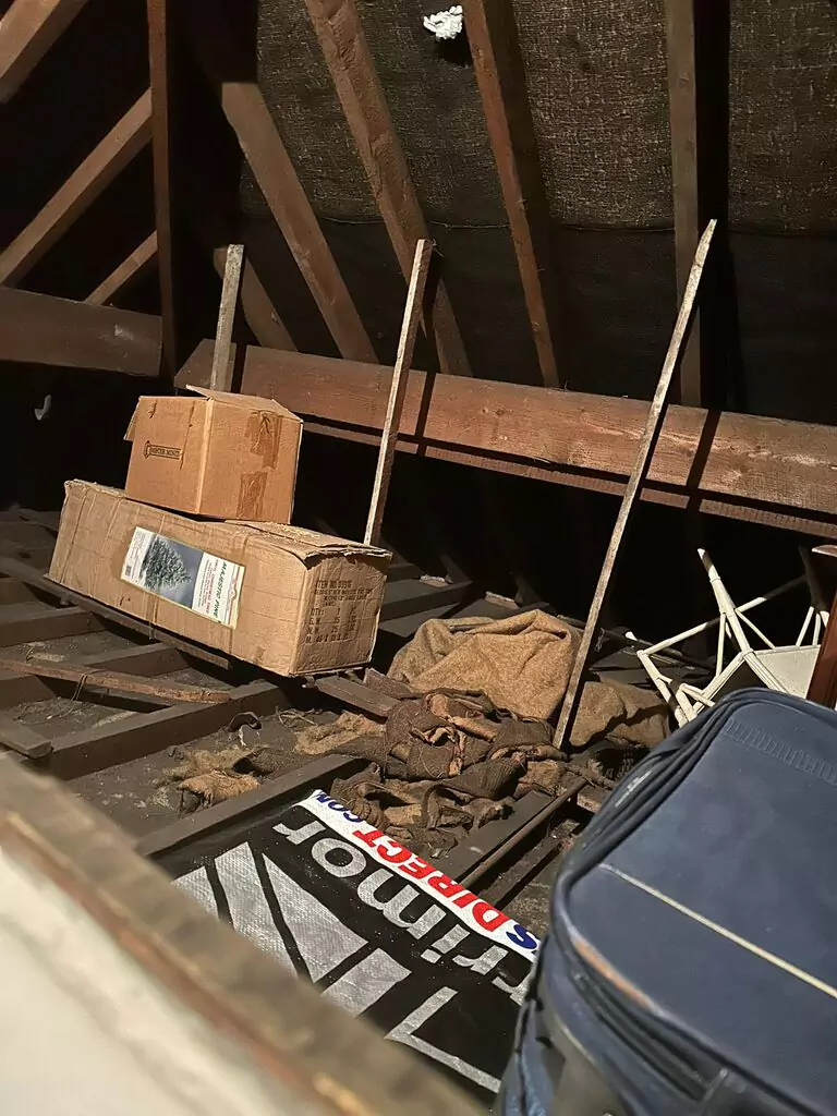JKRS House Clearance providing explicit instructions for safe and sound clearance operations